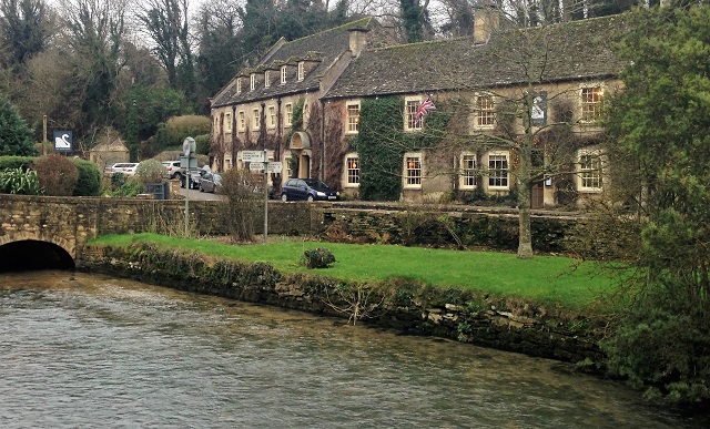 Swan hotel in Bibury