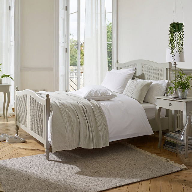 Rattan bed The White Company